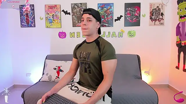 jonathanjoestar  online show from 10.31.25