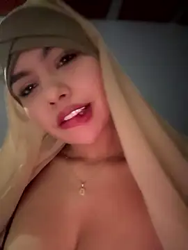 lalilamassu1 online show from 01.15.26