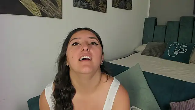 Kathia Morelli online show from 10.21.25