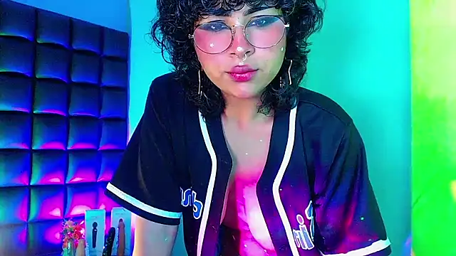 kuromi69 online show from 02.05.25