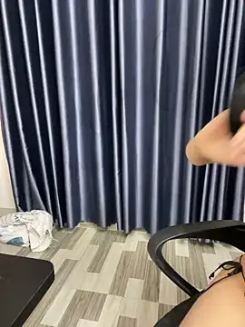 Louis Baby online show from 12.06.24