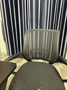 Louis Baby online show from 12.19.24