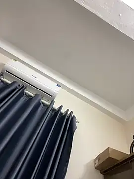 Louis Baby online show from 02.25.25