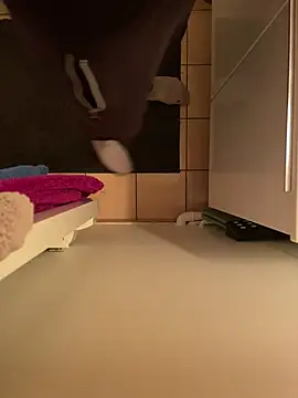 Snapshot of dimitriei chatting on 10.15.25 dimitriei online show from 10.15.25