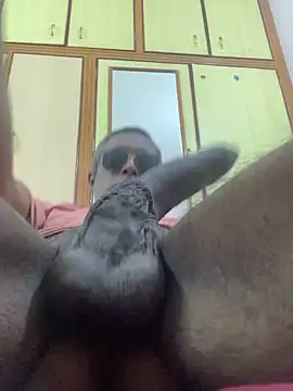 Lookin4Kinky Partner online show from 11.27.25