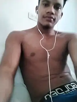 Snapshot of Gutierrez6383 chatting on 03.12.25 Gutierrez6383 online show from 03.12.25