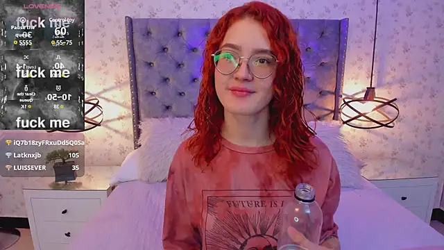 Snapshot of MiaWinx chatting on 12.24.24 MiaWinx online show from 12.24.24