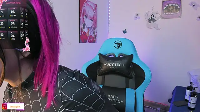 Julieta cott online show from 10.10.25