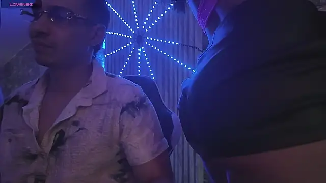 HotCouple 697 online show from 05.10.26