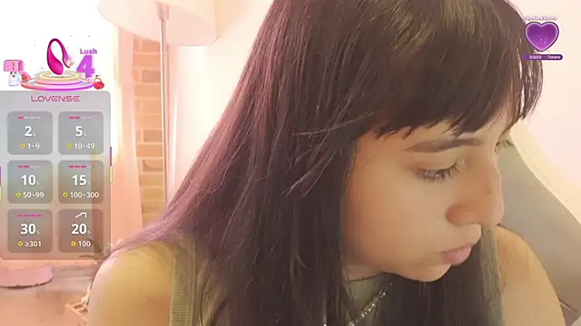 Snapshot of emitaa17228o chatting on 05.25.26 emitaa17228o online show from 05.25.26
