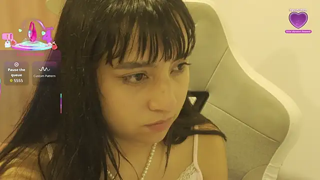 Snapshot of emitaa17228o chatting on 05.30.26 emitaa17228o online show from 05.30.26
