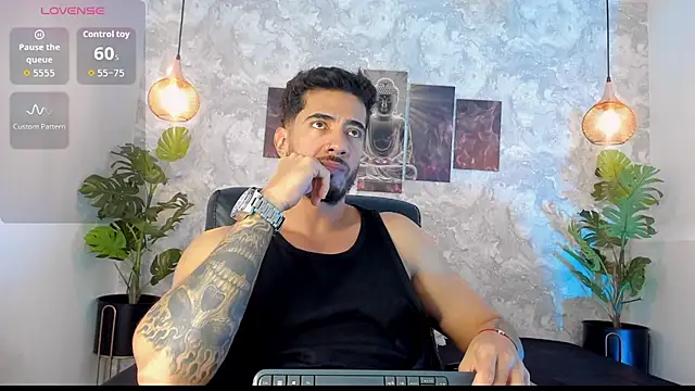 Snapshot of Nate_franco chatting on 11.17.25 Nate franco online show from 11.17.25