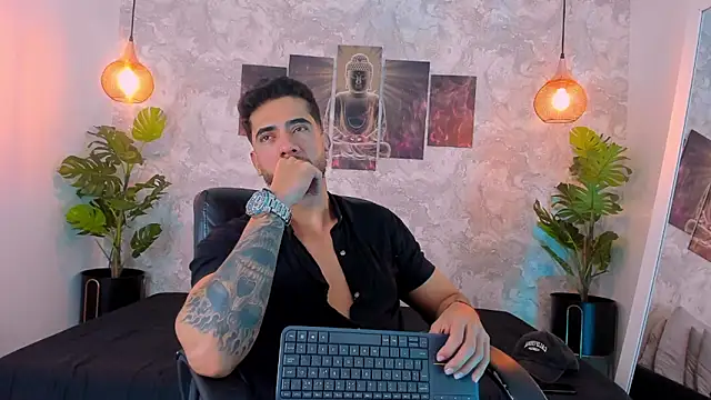 Snapshot of Nate_franco chatting on 11.27.25 Nate franco online show from 11.27.25