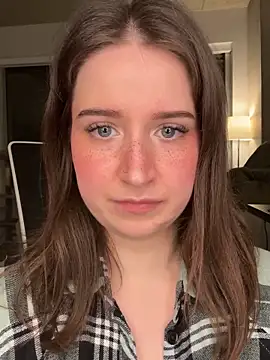 nerdynina online show from 11.27.25