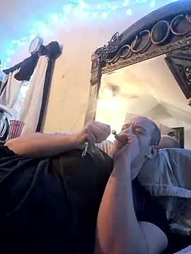 Snapshot of ditchwater chatting on 03.08.25 ditchwater online show from 03.08.25