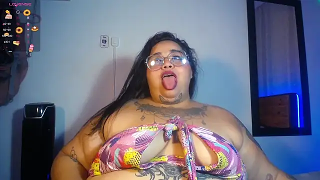 VeronikCuhubby online show from 02.25.25