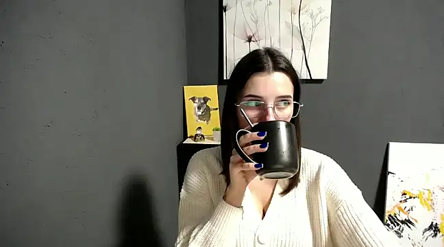 Snapshot of lady_olivia_ chatting on 12.02.24 lady olivia online show from 12.02.24