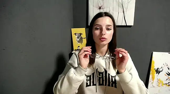 Snapshot of lady_olivia_ chatting on 02.12.25 lady olivia online show from 02.12.25