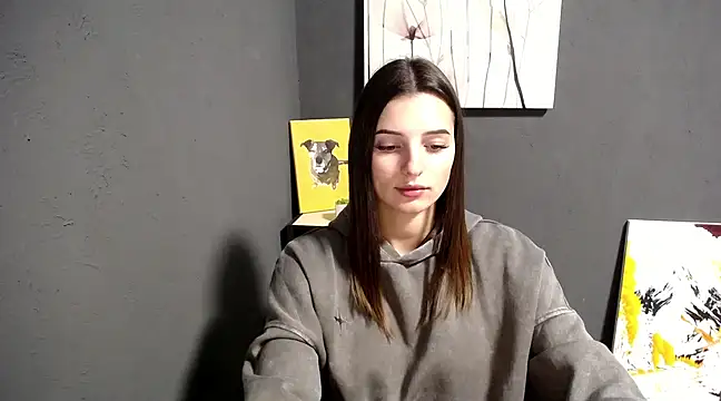 Snapshot of lady_olivia_ chatting on 03.04.25 lady olivia online show from 03.04.25