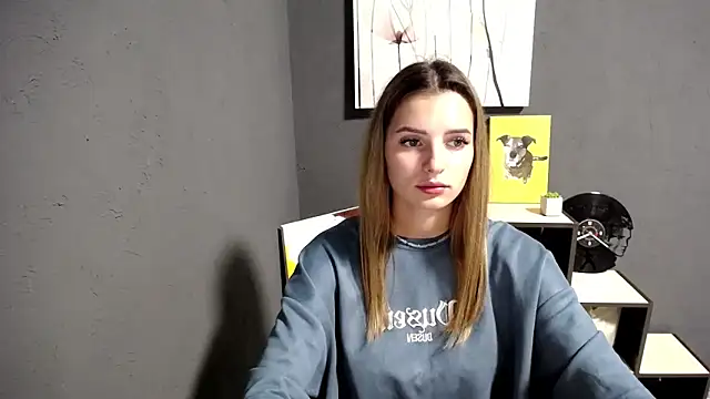 Snapshot of lady_olivia_ chatting on 09.11.25 lady olivia online show from 09.11.25