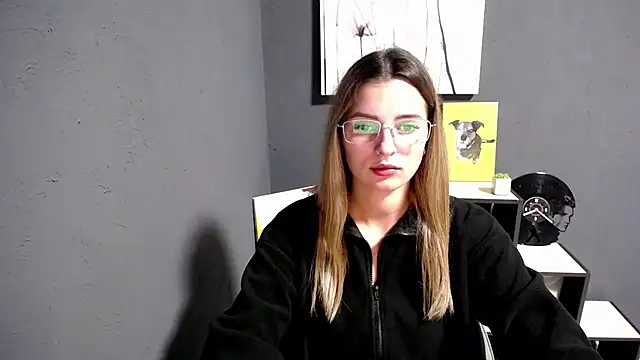 Snapshot of lady_olivia_ chatting on 09.24.25 lady olivia online show from 09.24.25