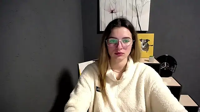 lady olivia  online show from 12.05.25