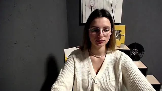 lady olivia  online show from 01.05.26