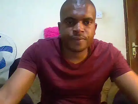 Snapshot of lui_cuuty chatting on 09.09.25 lui cuuty online show from 09.09.25