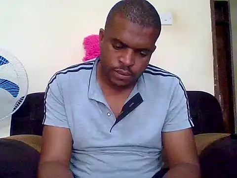 Snapshot of lui_cuuty chatting on 09.16.25 lui cuuty online show from 09.16.25