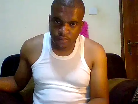 Snapshot of lui_cuuty chatting on 09.20.25 lui cuuty online show from 09.20.25