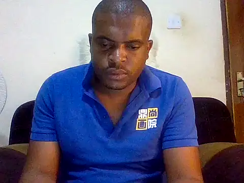 Snapshot of lui_cuuty chatting on 10.05.25 lui cuuty online show from 10.05.25