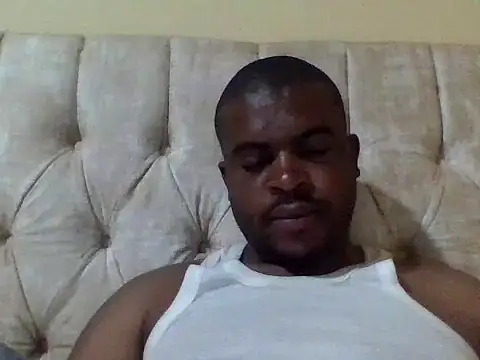 Snapshot of lui_cuuty chatting on 11.05.25 lui cuuty online show from 11.05.25