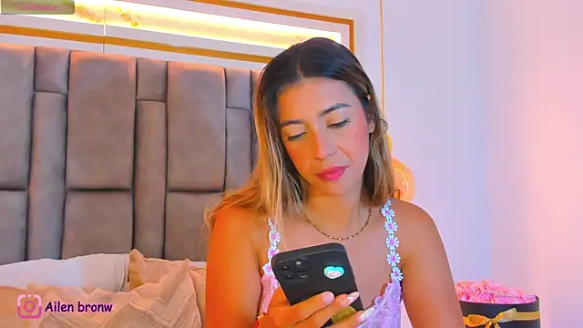 elianabrown online show from 11.19.25