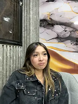 Victoria Adams14 online show from 11.26.25