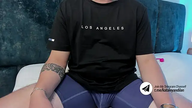 Snapshot of kataleyandliam chatting on 03.14.25 kataleyandliam online show from 03.14.25