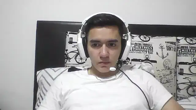 Snapshot of Estebitan_vm chatting on 03.09.26 Estebitan vm online show from 03.09.26