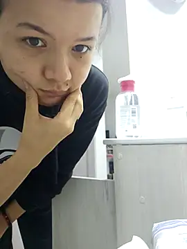 azumiichan online show from 03.19.25