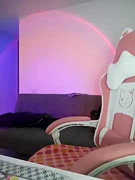 azumiichan online show from 09.13.25