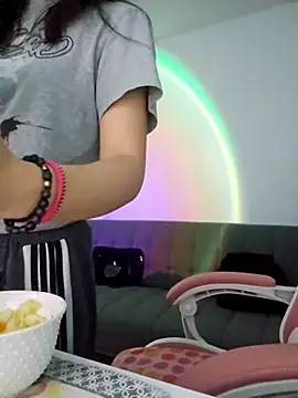 azumiichan online show from 10.08.25