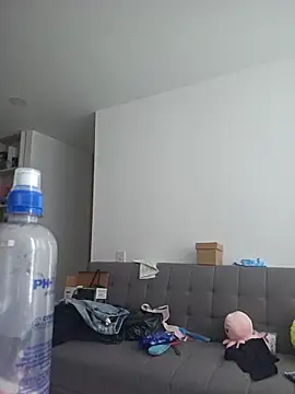 azumiichan online show from 12.04.25