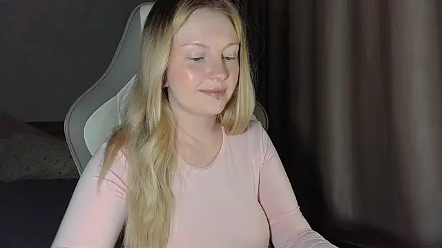 x ivy x online show from 04.14.26