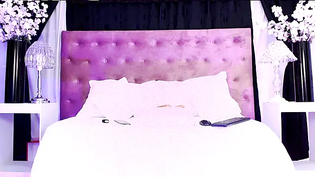 Snapshot of allison_dacota chatting on 03.21.25 allison dacota online show from 03.21.25