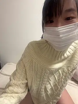 Snapshot of -Rinka- chatting on 01.28.25 -Rinka- online show from 01.28.25