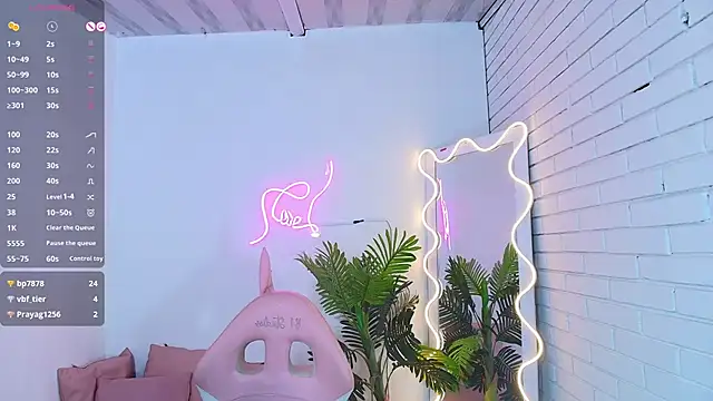 Chiara tay online show from 03.10.25