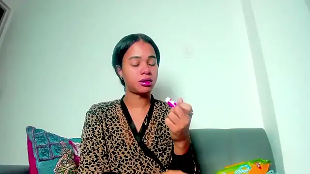 meghanSusexx online show from 12.14.25