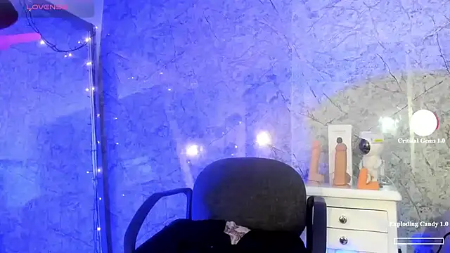 Snapshot of KataAswad chatting on 12.04.24 KataAswad online show from 12.04.24