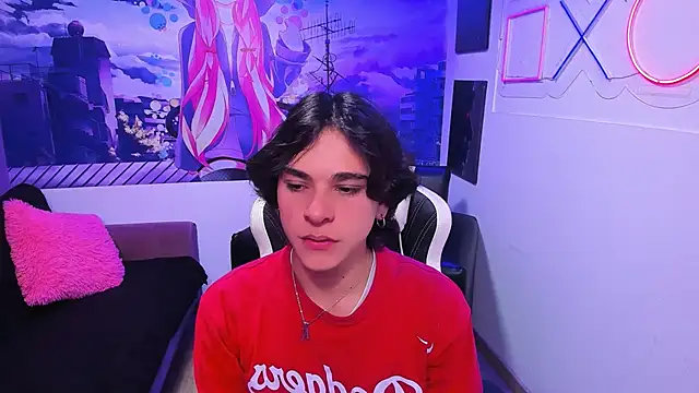 Snapshot of Luke_Howland chatting on 01.30.25 Luke Howland online show from 01.30.25