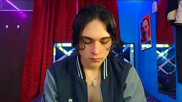 Snapshot of Luke_Howland chatting on 02.26.25 Luke Howland online show from 02.26.25