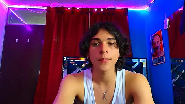 Snapshot of Luke_Howland chatting on 02.28.25 Luke Howland online show from 02.28.25