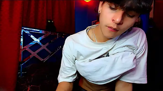 Snapshot of Luke_Howland chatting on 09.08.25 Luke Howland online show from 09.08.25